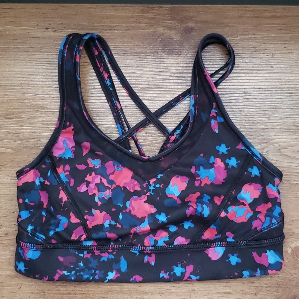 Lululemon sports bra